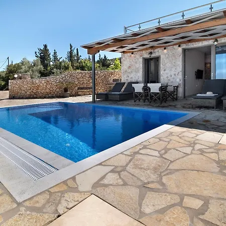 Villa Irida *